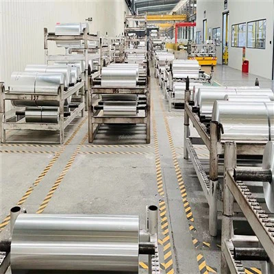 Kontejneri od aluminijumske folije za praznična jela