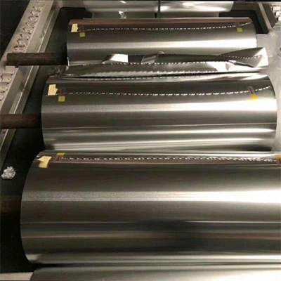 Srebrni pladanj za torte od aluminijumske folije